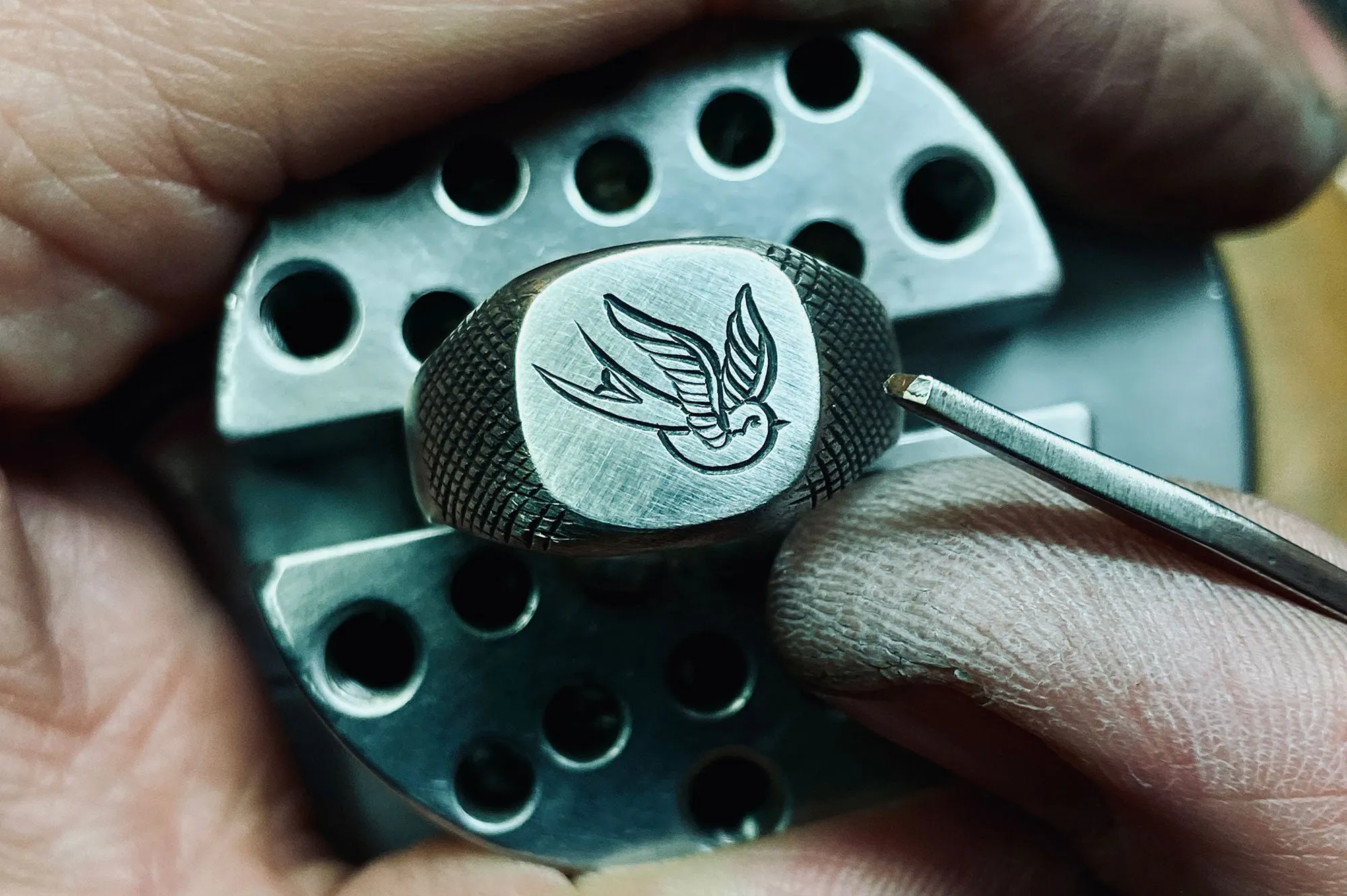 #000 - How to order a custom hand engraved signet ring